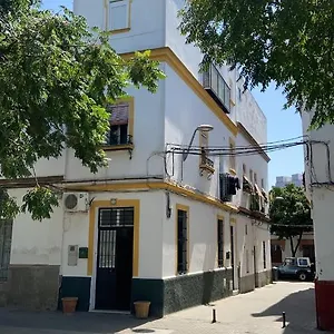 Aloja - Calle Regla Leon Appartamento Siviglia